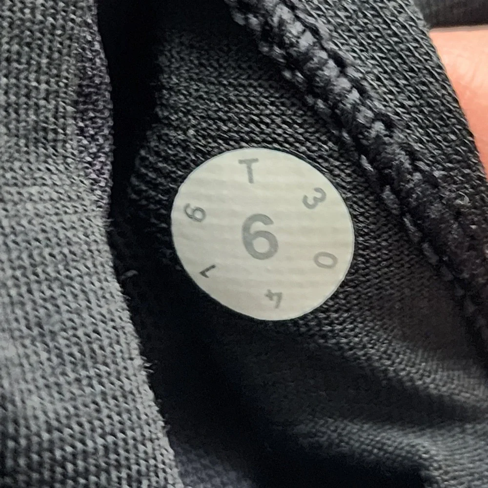 Lululemon Work The Circuit Tank Top Womens 6 Mesh Back Built in Sports Bra Yoga - Picture 11 of 13